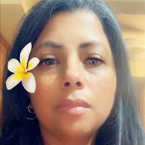 Meet your Posher, Sandy